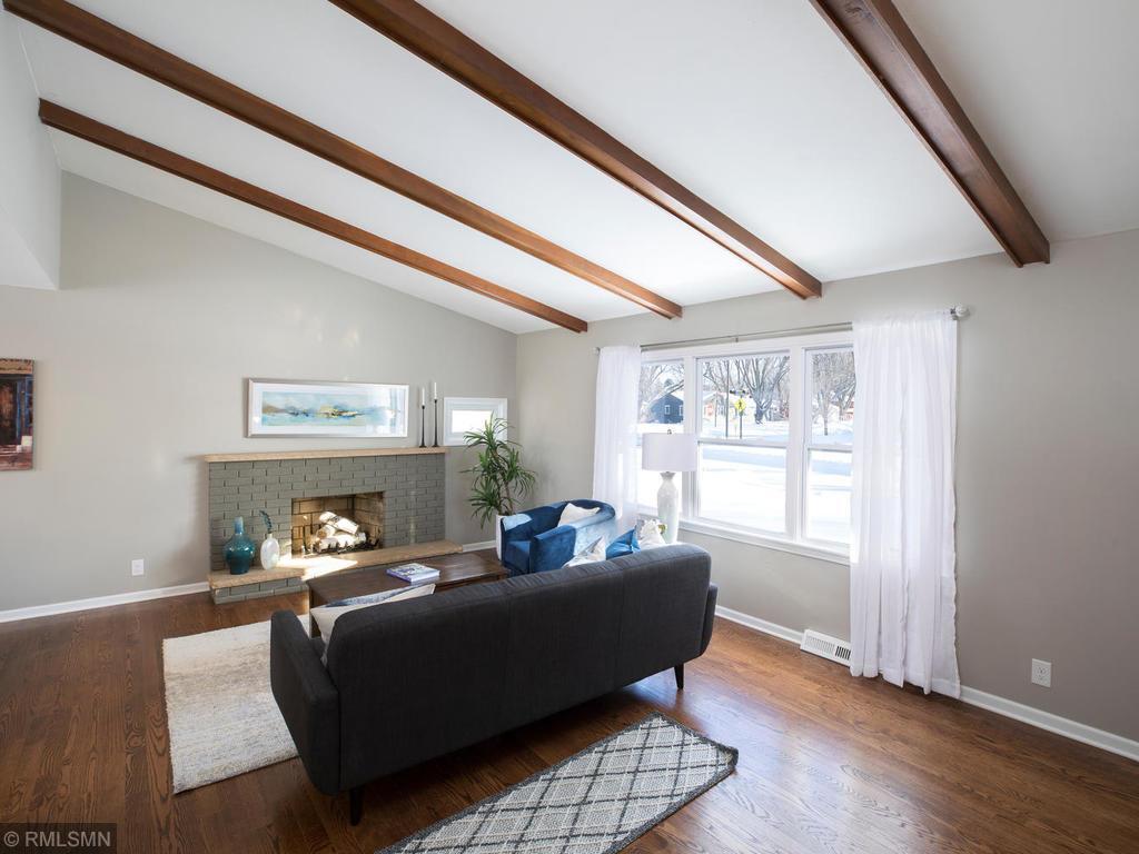 7000 Wooddale Avenue living room